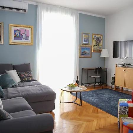 Lux Duje Apartment *