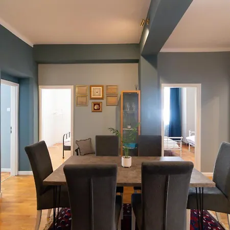 Lux Duje Apartment *