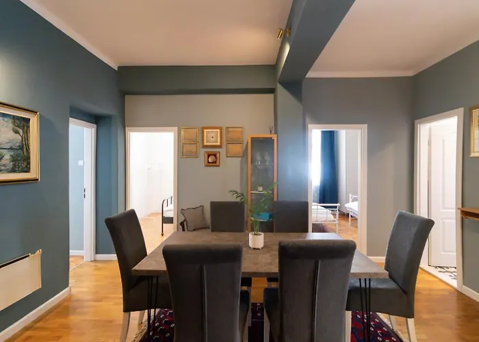 Lux Duje Apartamento *